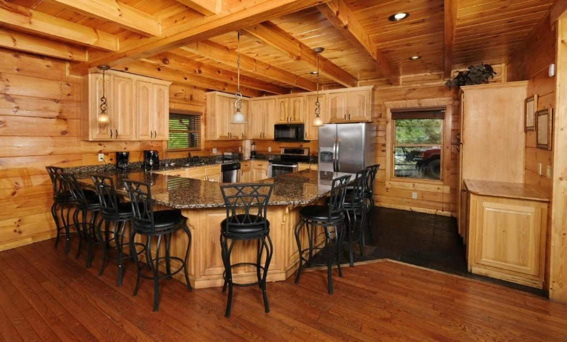 Smoky Vista Lodge Sevierville Exterior photo